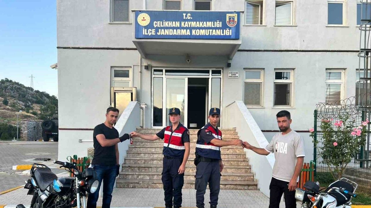 Jandarma, çalıntı 2 adet motosikleti Malatya’da ele geçirdi