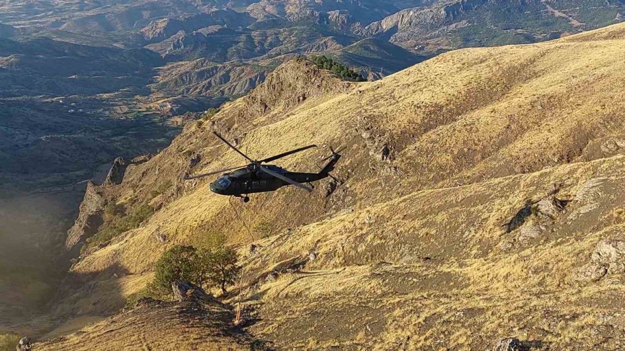 Adıyaman’da 2100 yıllık tarihi eserler helikopter ile taşındı