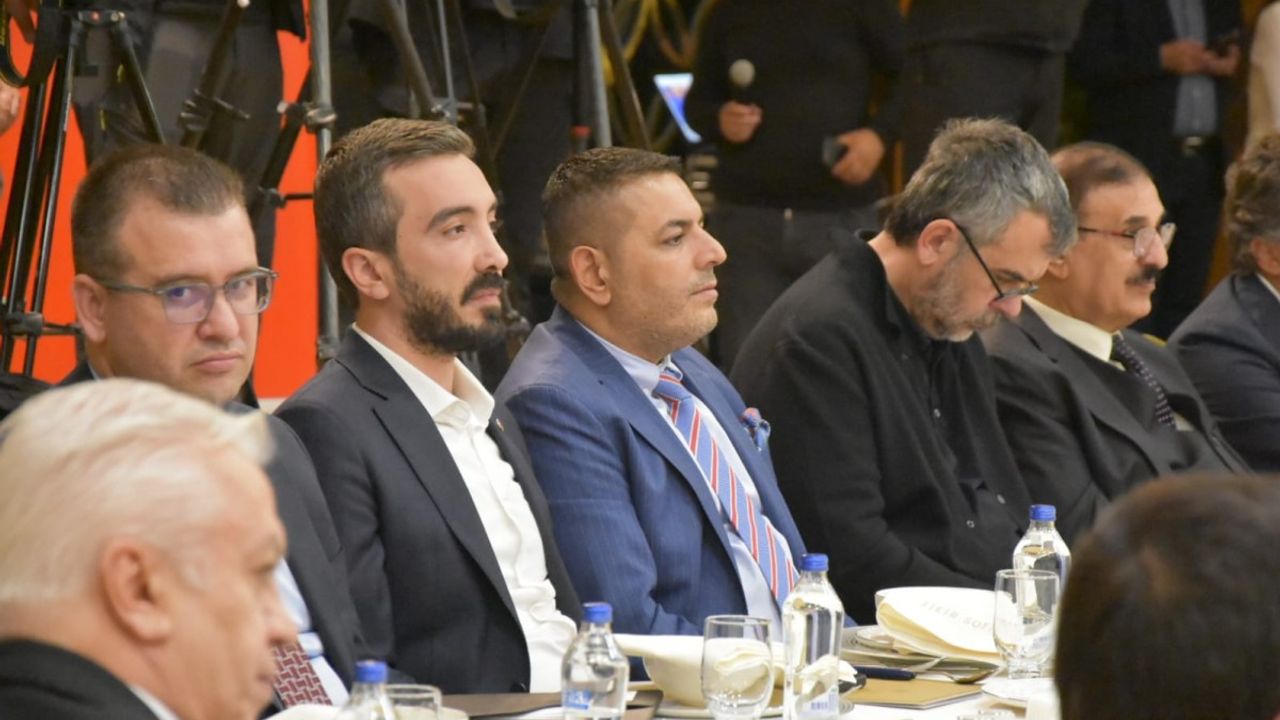 Başkan Torunoğlu, Yılmaz'a Adıyaman'ın sorunları iletildi