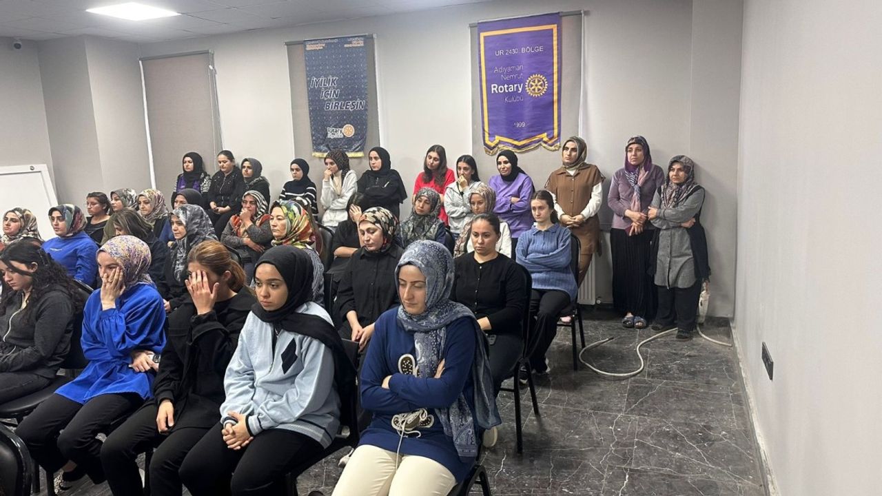 Adıyaman’da 113 kadına meme kanseri eğitimi verildi