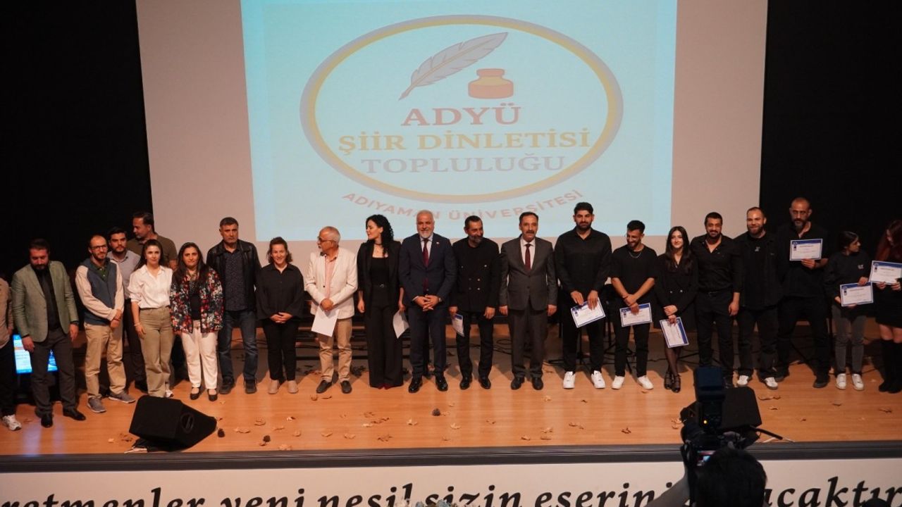 ADYÜ'de Güz Rüzgarı'nda Şiir ve Müzik Dinletisi