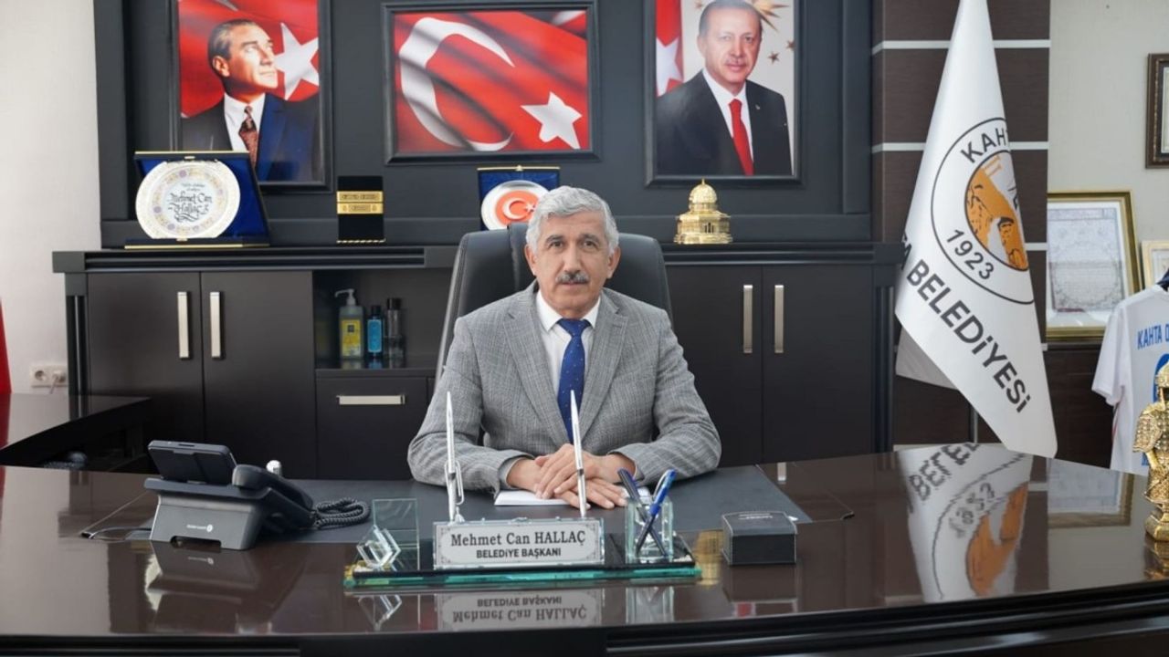 Başkan Hallaç'tan 29 Ekim Cumhuriyet Bayramı mesajı