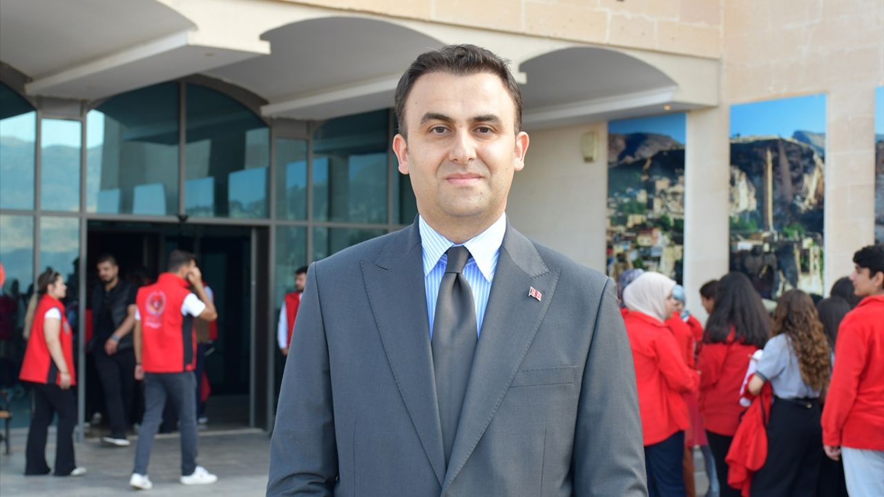 Batman’da 102 öğrenci, Cumhuriyet’in 102. yılında Hasankeyf’i gezdi