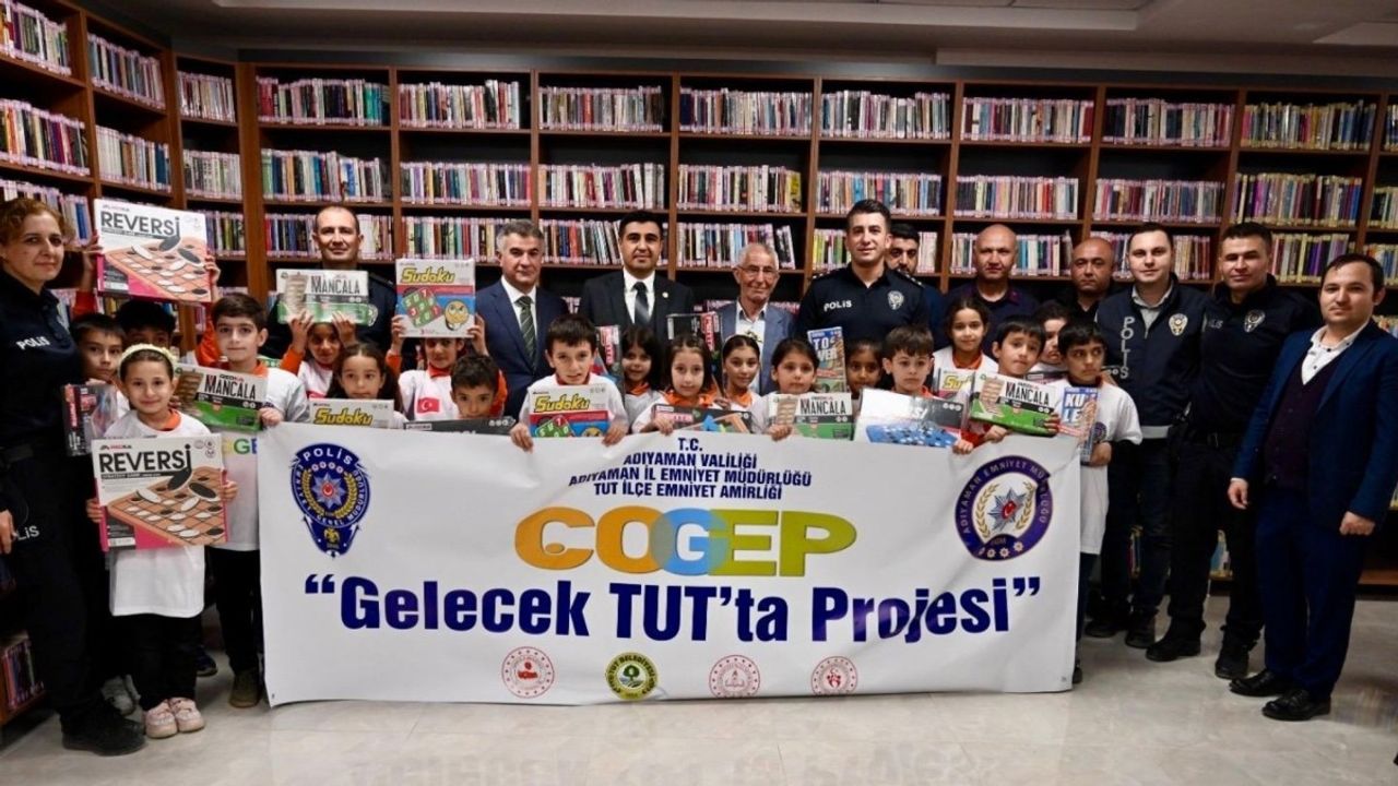'Gelecek Tut'ta' projesi bilgilendirme semineri düzenledi
