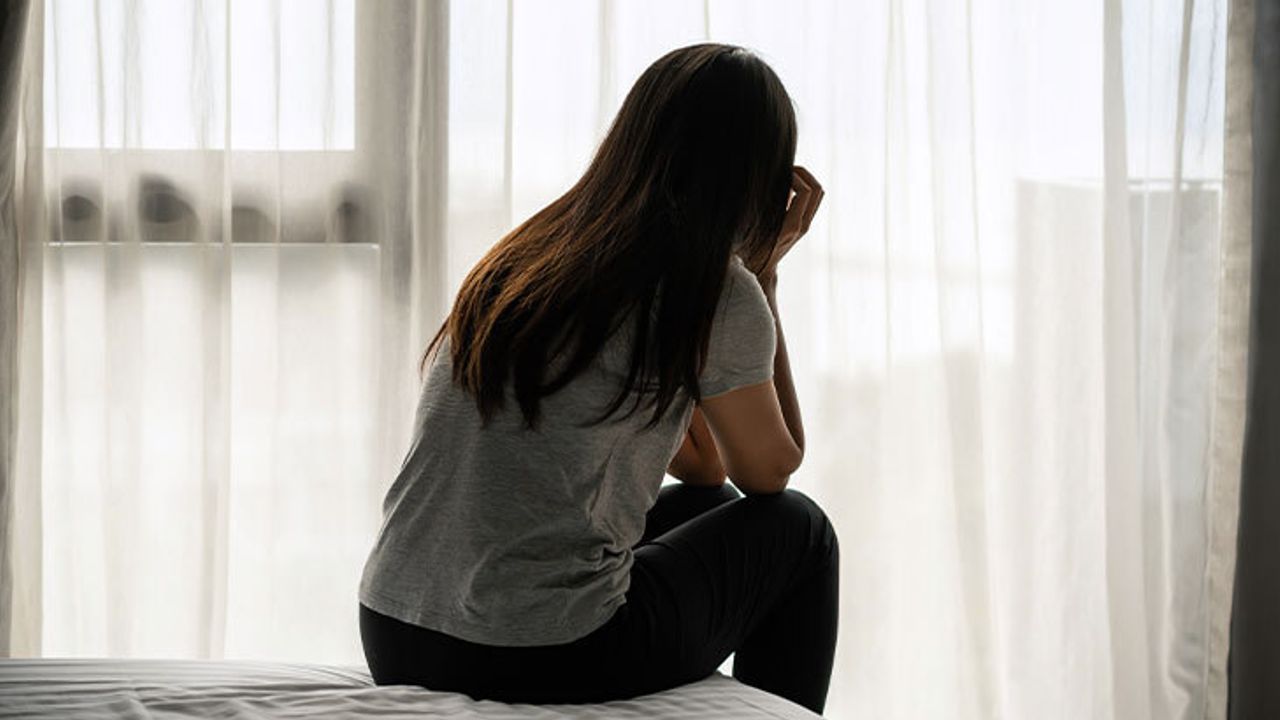 Gençler dış dünyadan kaçıp eve sığınıyor!