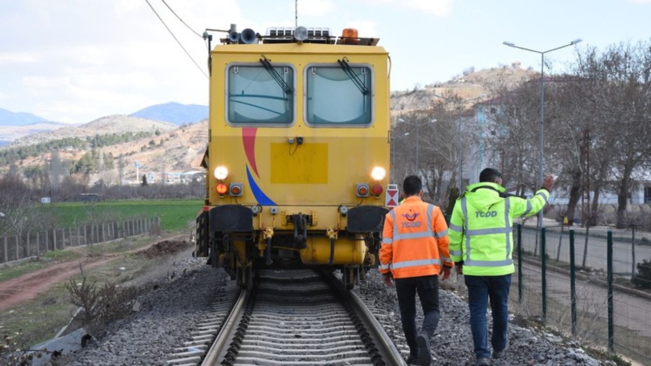 Gölbaşı Kaymakamlığı Uyardı; Dikkat, Tren Geliyor!