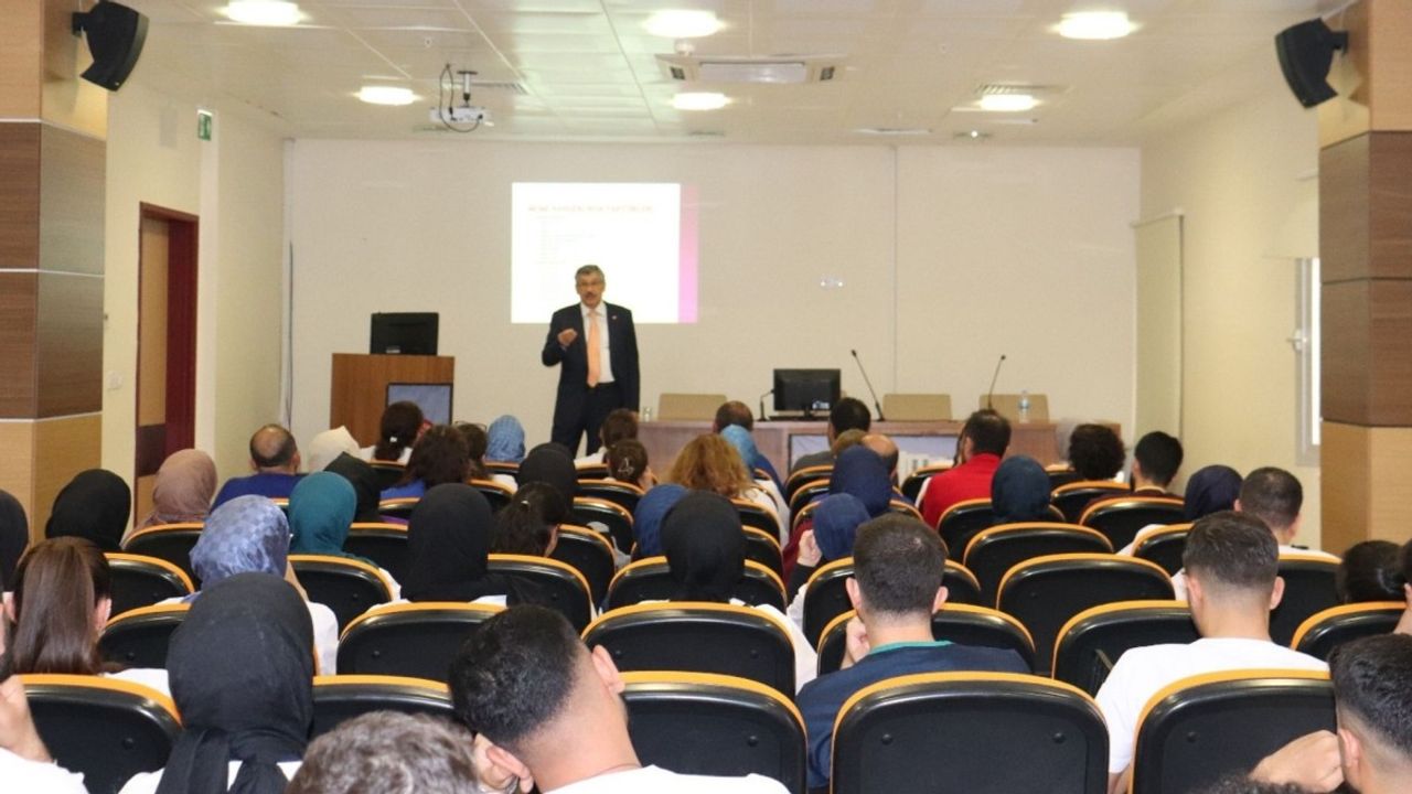 Harran Üniversitesi'nde meme kanseri semineri düzenlendi