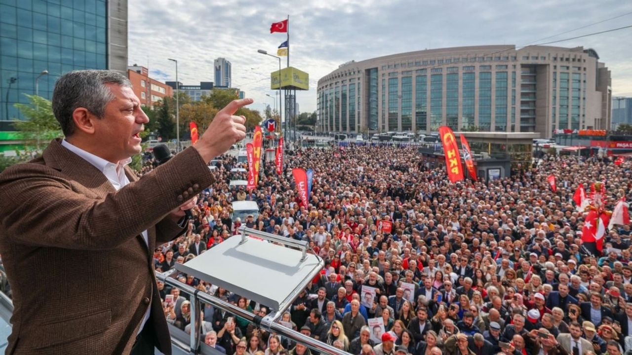 Özgür Özel, 'İBB'ye kayyum' iddiasına yanıt verdi
