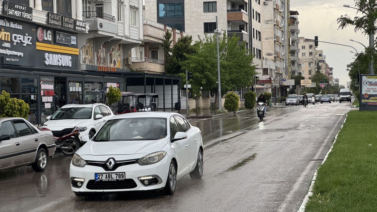 Andırın ve Kilis’te Şiddetli Yağış Etkili Oldu