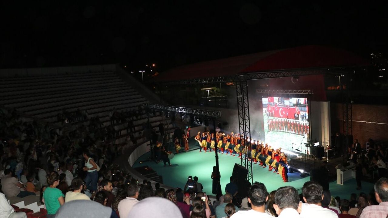 Kilis'te öğretmenler konser verdi