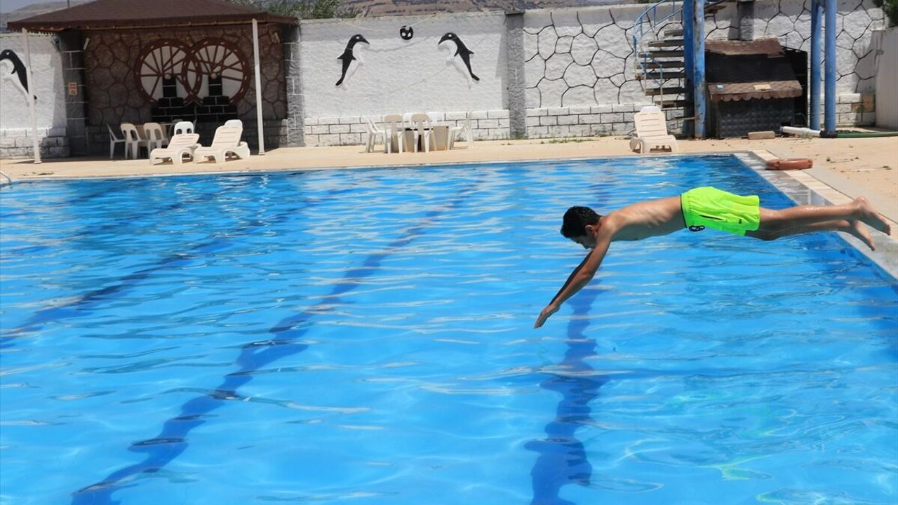 Kilis'te Hava Sıcaklığı Günlük Yaşamı Zorlaştırdı
