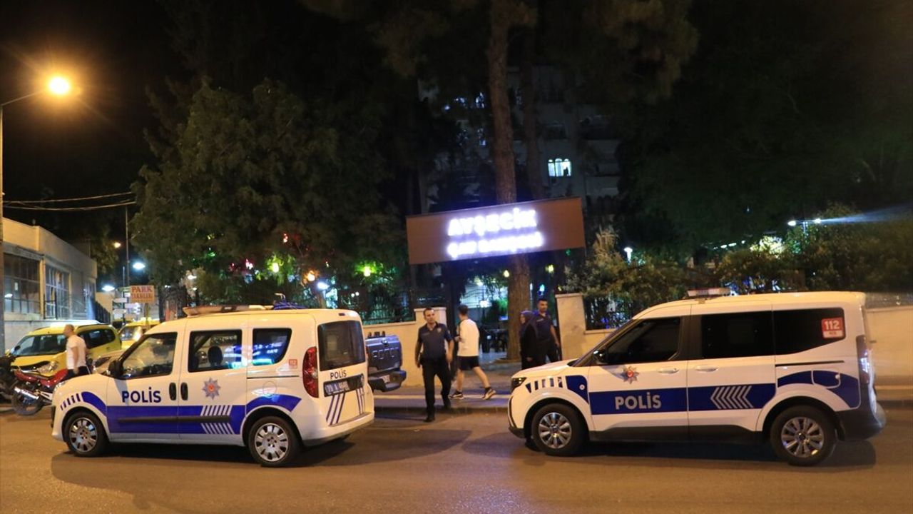 Boşanma Aşamasındaki Kadın Silahlı Saldırıda Öldü