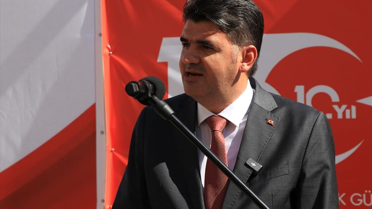 Kilis'te 15 Temmuz Demokrasi Çadırı Açıldı