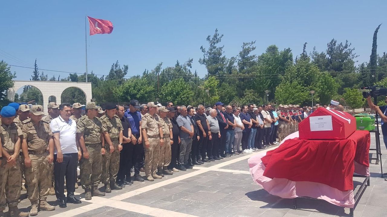 Uzman Çavuş Topaloğlu son yolculuğuna uğurlandı