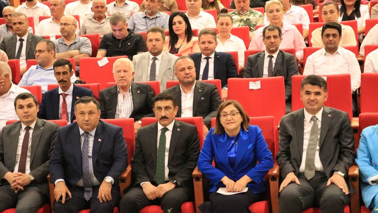 Kilis'te Demokrasi Zaferi Konferansı Düzenlendi