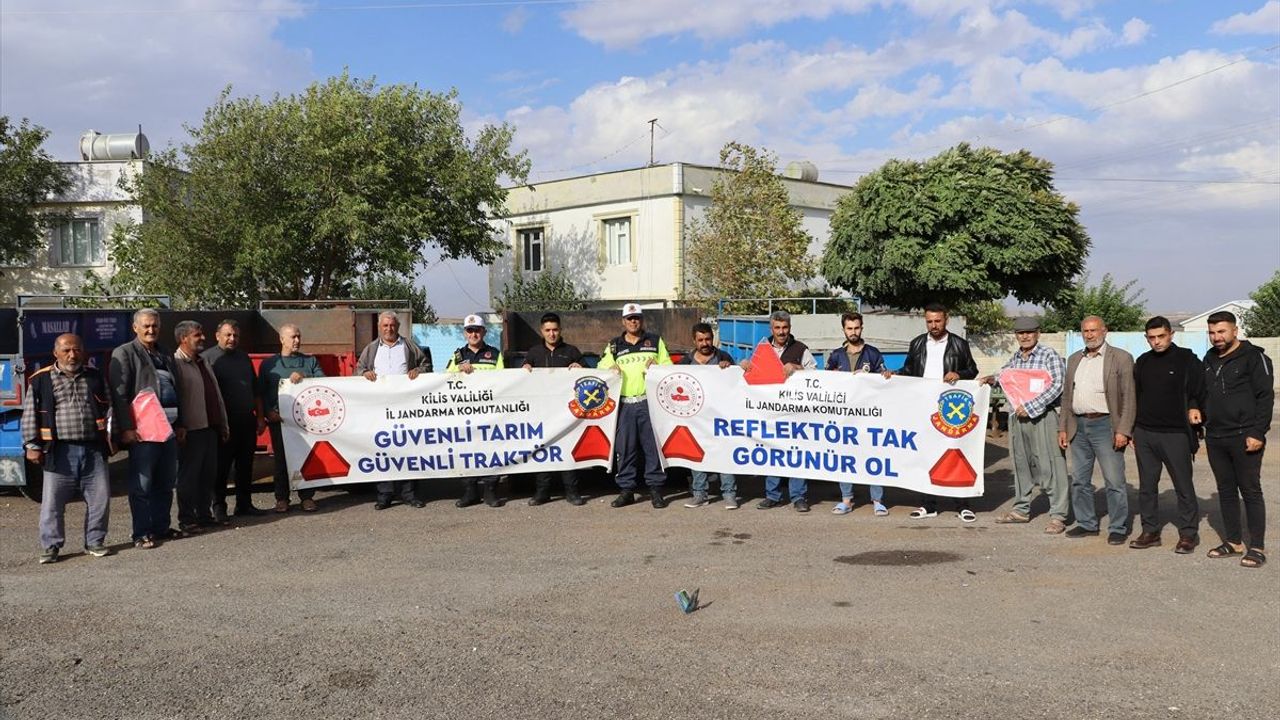 Kilis'te 40 Traktör Sürücüsüne Trafik Eğitimi