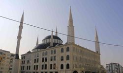 Temelini attığı cami, vefatının ardından çocukları tarafından tamamlandı