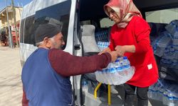 Adıyaman Belediyesi’nden çadırlarda kalan ailelere içme suyu