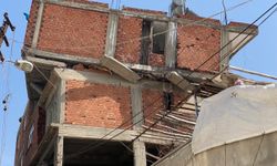 Depremin yıktığı binada ilginç görüntüler ortaya çıktı