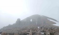 Nemrut Dağı’ndaki heykeller depremde zarar görmedi
