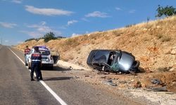 Besni'deki Kazada ağır yaralanan sürücü hayatını kaybetti