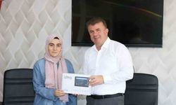 Müdür Aşçı, YKS’de Türkiye derecesi yapan öğrenciyi tebrik etti