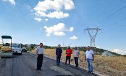 Kaymakam Seyhan, asfalt çalışmalarını denetledi