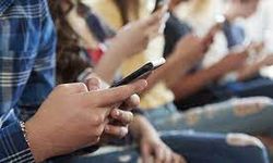 Okullarda Cep Telefonu Yasağı Teknoloji Bağımlılığını Azaltıyor