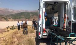 Uçuruma yuvarlanan aracın sürücüsü ölümden döndü