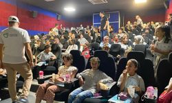 Minik öğrenciler sinema etkinliğinde bir araya geldi