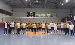 Voleybolun Şampiyonu Simya Koleji