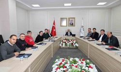 Deprem bölgesindeki çalışmalar masaya yatırıldı