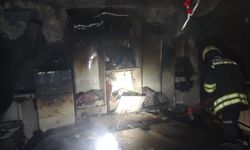 Diyarbakır'da prizden çıkan kıvılcım evi mahvetti
