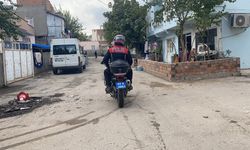Hırsızlık şüphelisi 2 şahıs polisin takibinden kaçtı