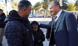 Kılınç, sosyal markette incelemelerde bulundu