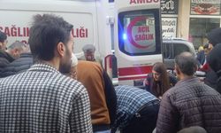 Otomobil ile çarpışan motosiklet sürücüsü yaralandı