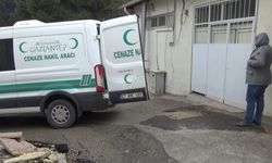 Okula giderken otomobilin çarptığı çocuk hayatını kaybetti