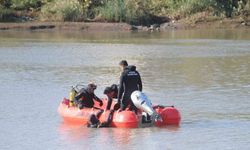 Dicle Nehri’nde kaybolan kızı arama çalışmaları devam ediyor