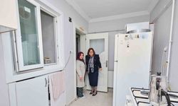Şahin yağmurda evleri zarar gören vatandaşları ziyaret etti