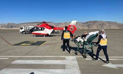 Yaşlı hasta ambulans helikopterle Şanlıurfa’ya sevk edildi