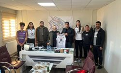 Besnili Voleybolculara Sponsor Desteği