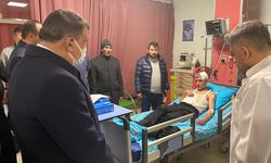 Başkan Gürkan trafikte yaralananları hastanede ziyaret etti