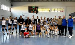 Besni GSK Kadın Voleybol Takımı Play Off’ta