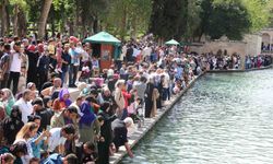 Balıklıgöl'e bayramda yerli ve yabancı ziyaretci akını