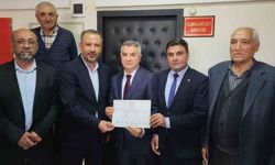 Tut Belediye Başkanı Ercan Öncebe mazbatasını aldı