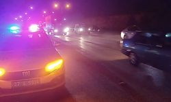 Zincirleme trafik kazası: 3’ü polis 4 yaralı
