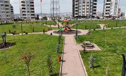 Karaköprü Belediyesi park çalışmalarına devam ediyor