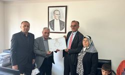Çakırhöyük  Belediye Başkanı Miktat Çetin Mazbatasını aldı