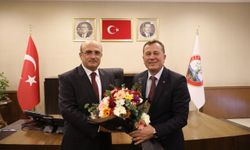 Nizip Belediye Başkanı Ali Doğan görevi devraldı