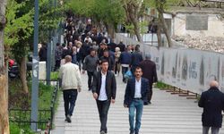 Çarşı ve pazarda bayram yoğunluğu